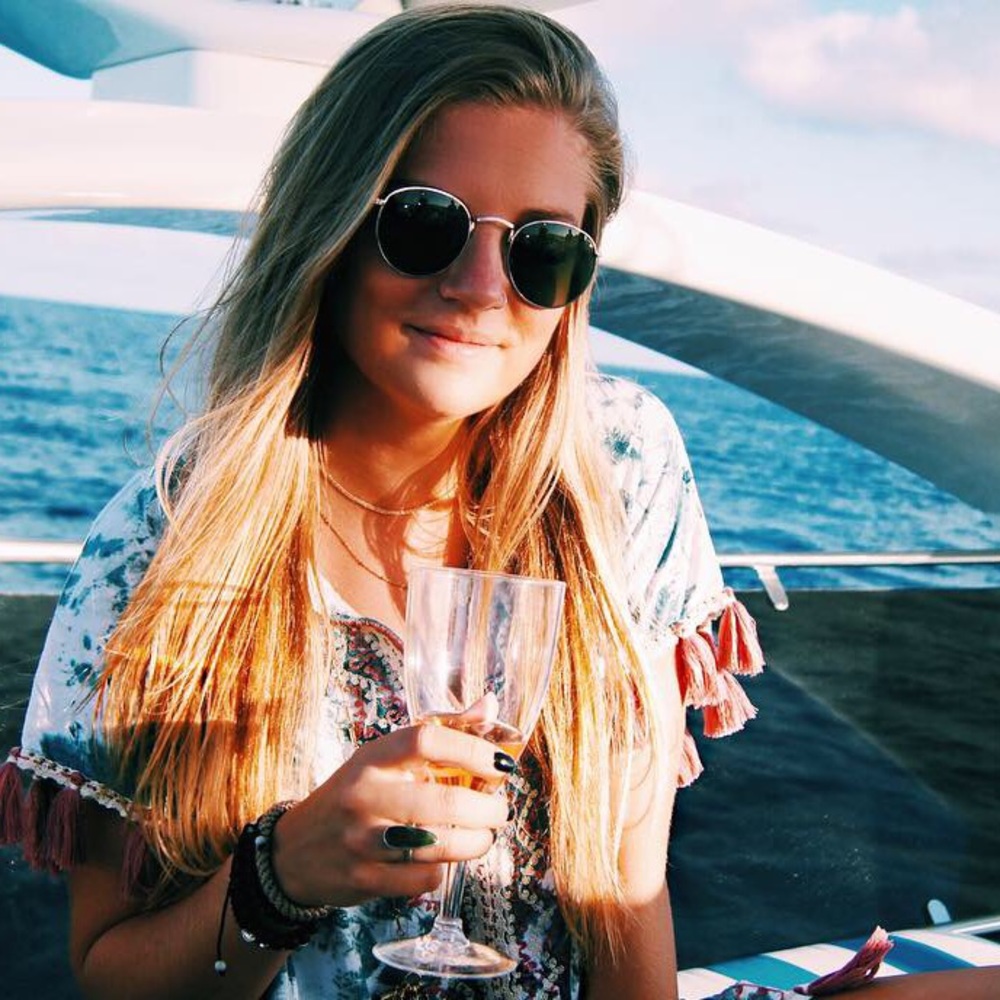 Meet your Posher, Bailey